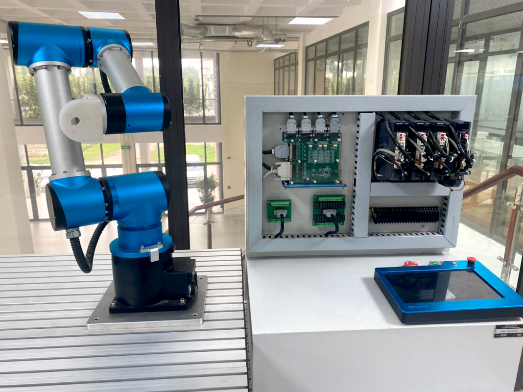CHƯƠNG TRÌNH THỰC TẬP - Robot 3T